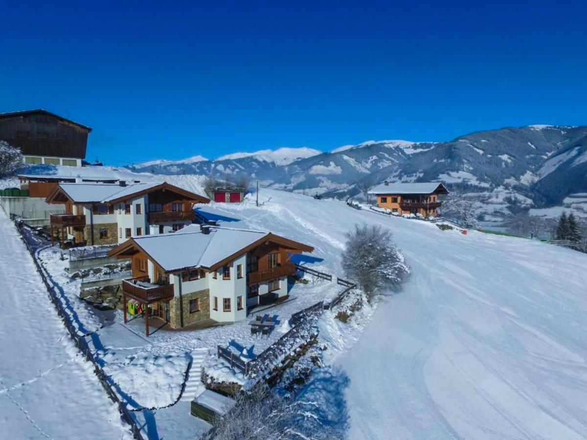 קפרון Chalet An Der Piste מראה חיצוני תמונה