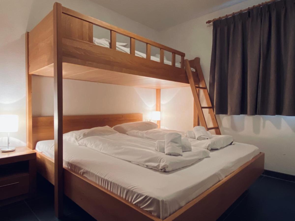 קפרון Chalet An Der Piste מראה חיצוני תמונה